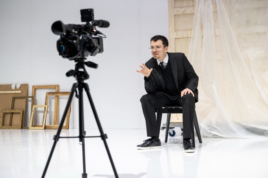 Review: SECOND BEST, Riverside Studios Image