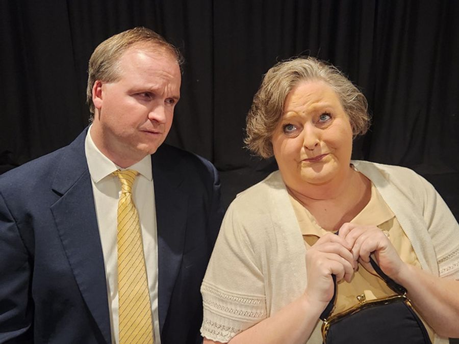 Photos: THE LAST OF THE RED HOT LOVERS At Majestic Theatre Image