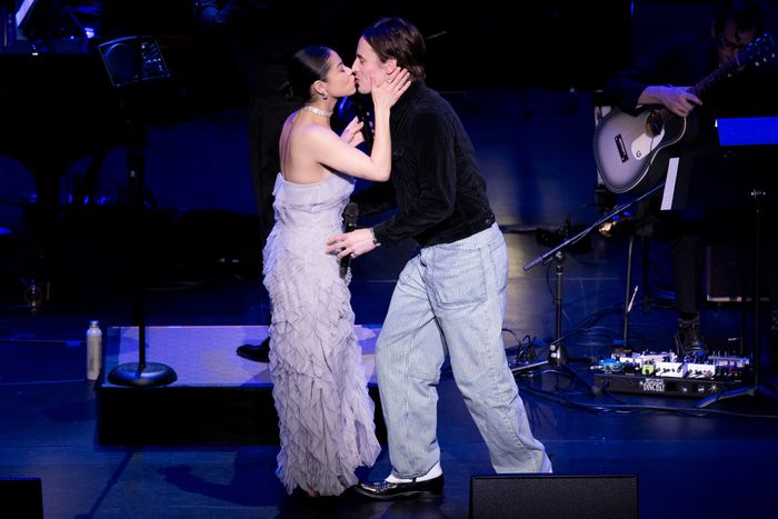 Photos: Eva Noblezada Welcomes Reeve Carney to the Pacific Jazz Orchestra Stage — photo 7 of 8