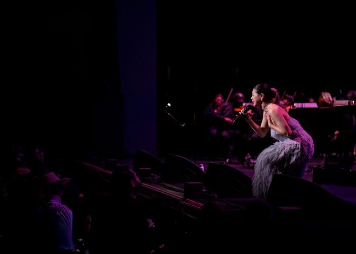 Photos: Eva Noblezada Welcomes Reeve Carney to the Pacific Jazz Orchestra Stage — photo 5 of 8