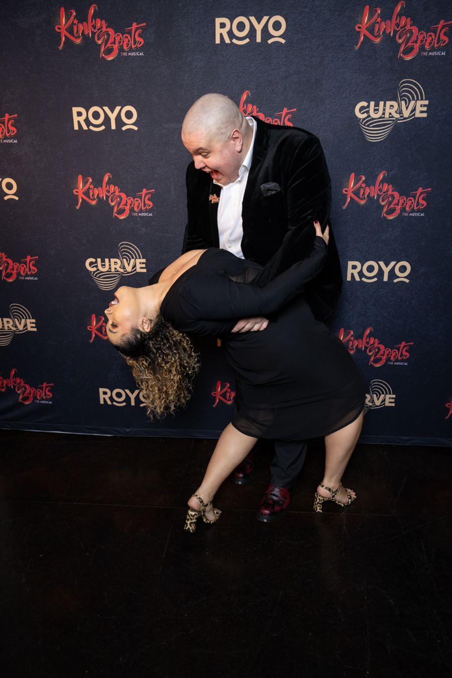 Photos: Cyndi Lauper and More Attend KINKY BOOTS UK Tour Gala Night Image