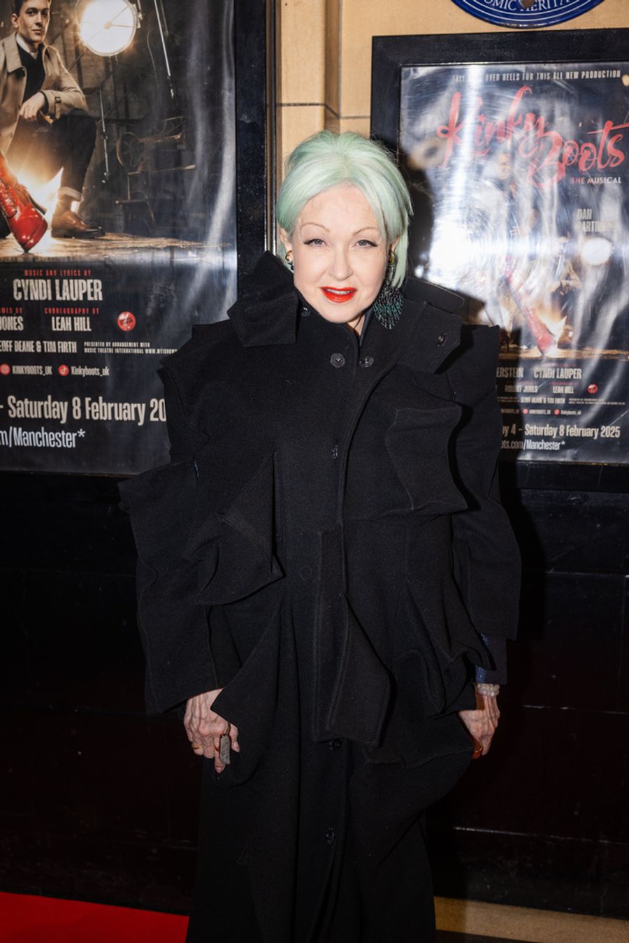 Photos: Cyndi Lauper and More Attend KINKY BOOTS UK Tour Gala Night Image