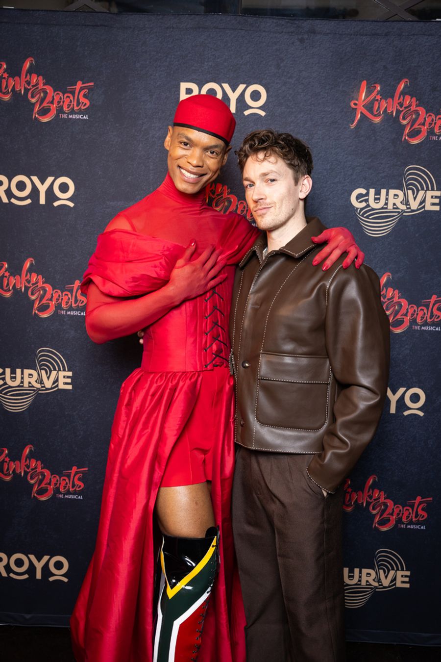 Photos: Cyndi Lauper and More Attend KINKY BOOTS UK Tour Gala Night Image