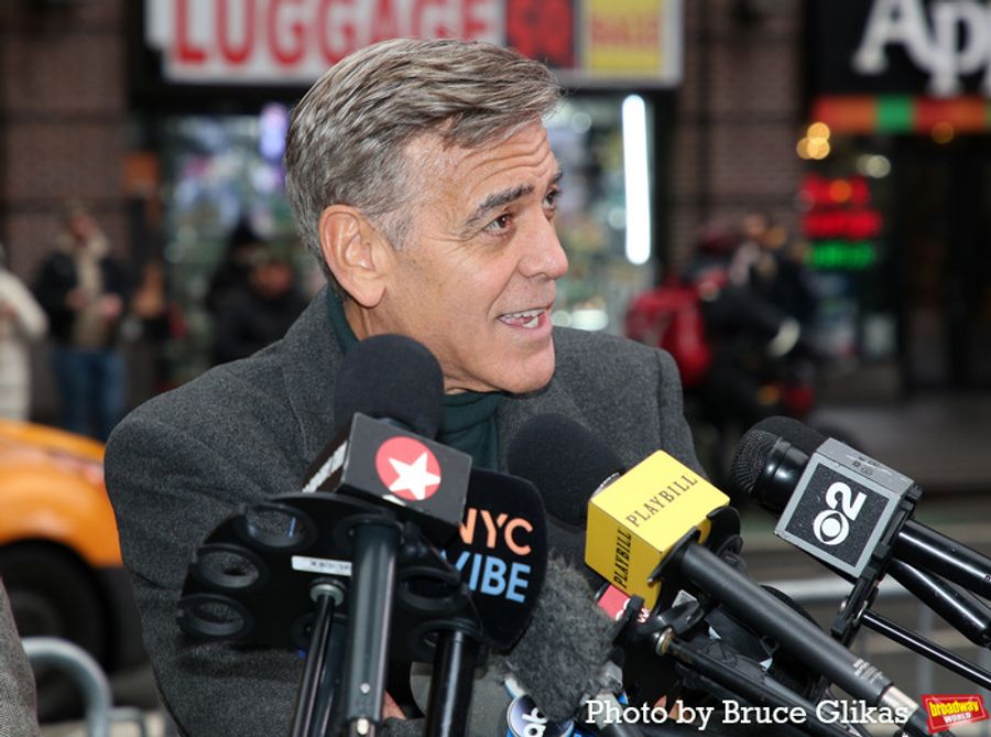 Photos: George Clooney Introduces the Broadway Cast of GOOD NIGHT, AND GOOD LUCK Image
