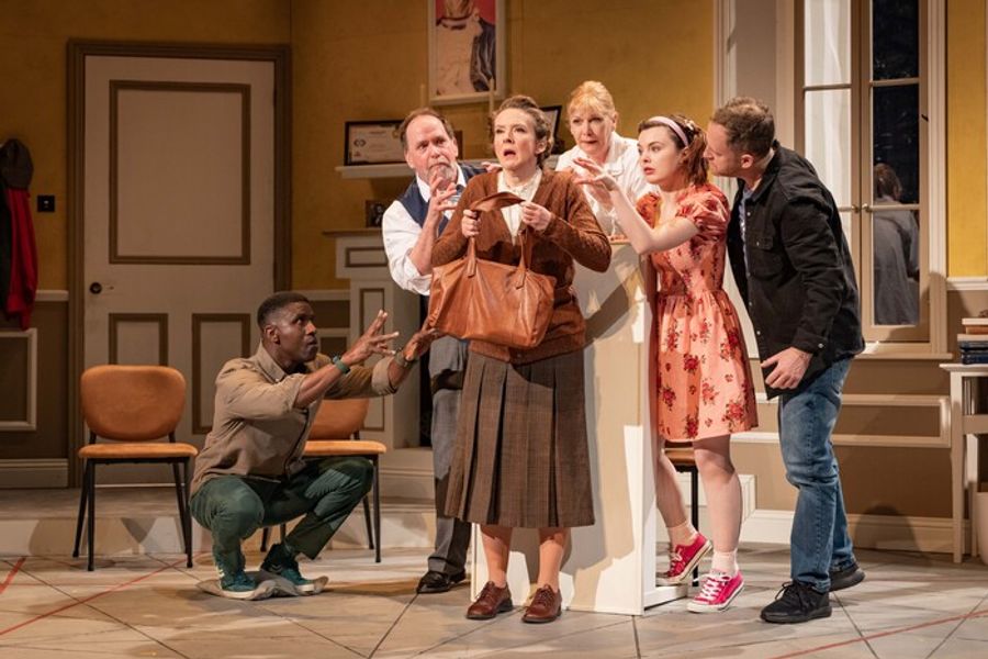 Photos: DOCDOC At Churchill Theatre Bromley and the Palace Theatre Southend Image