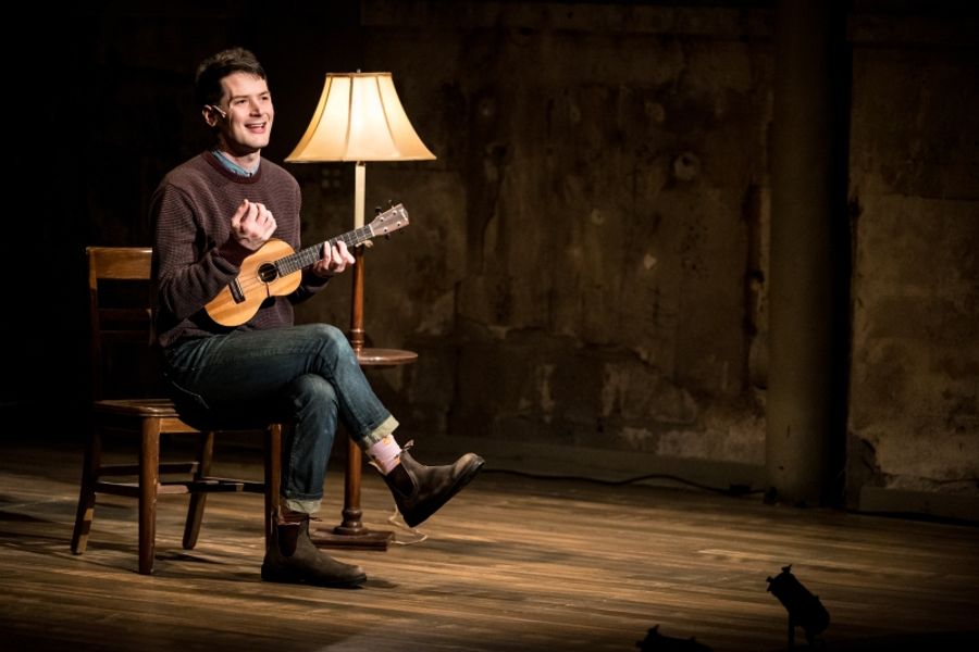 Review: SCHOOL PICTURES at Theater Latté Da Image