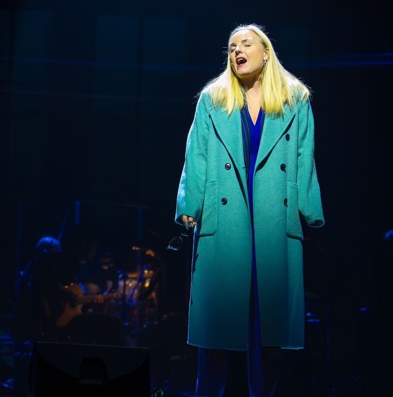Photos: Kerry Ellis, Adam Garcia and More in IF/THEN UK Premiere — photo 9 of 15
