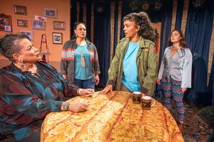 Carolyn Dunn, Jehnean Washington, Zoey Reyes and Harriette Feliz Photo
