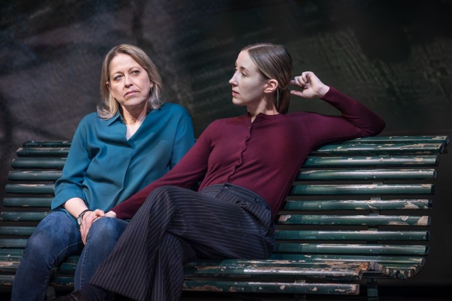 Review: UNICORN, Garrick Theatre Image