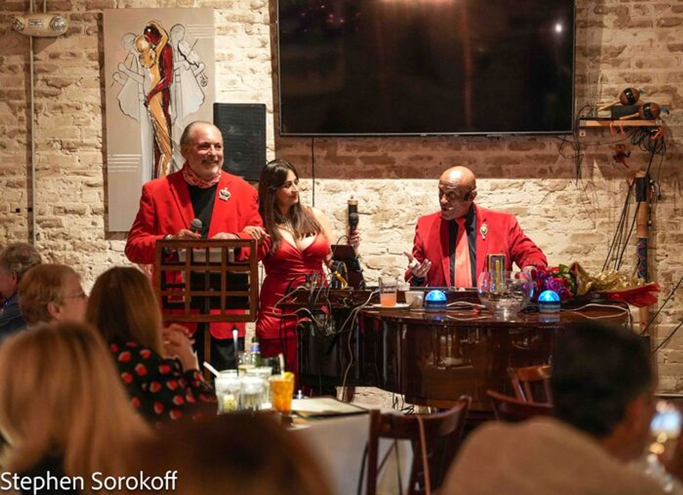 Photos: Maycol and Lilian With Perrin Blank at Cafe Centro  Image