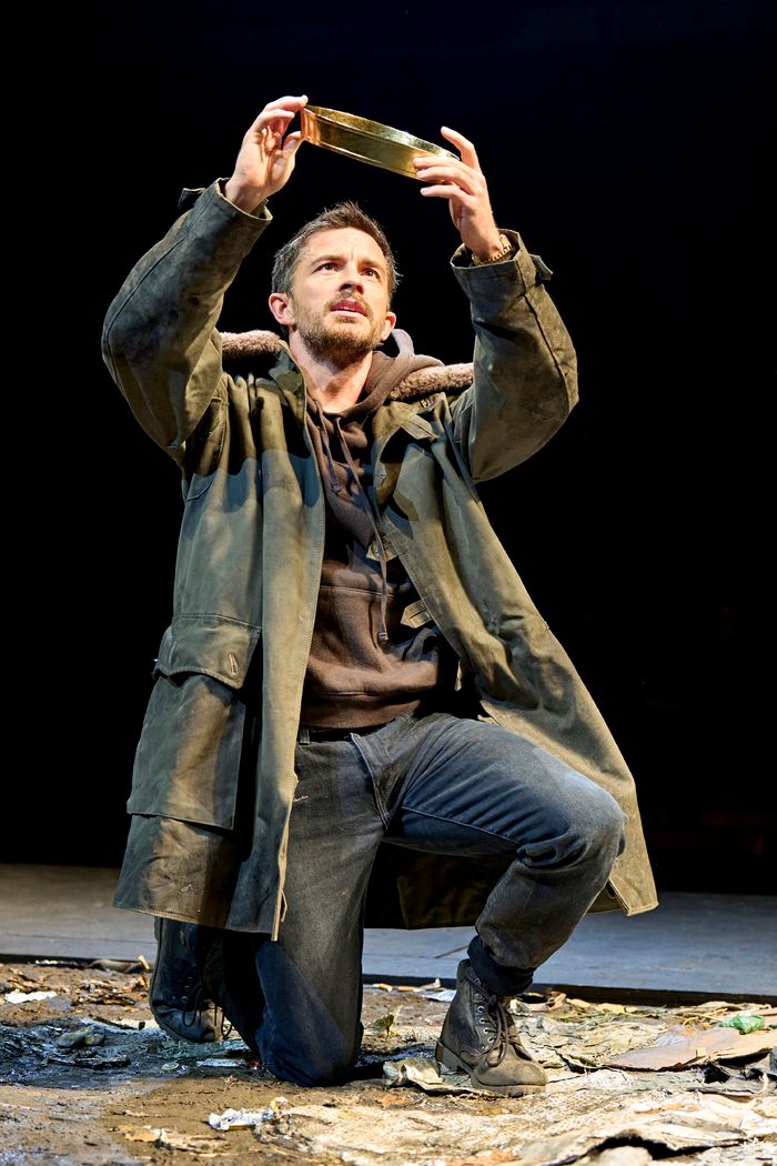 Photos: Jonathan Bailey and More in RICHARD II — photo 5 of 22