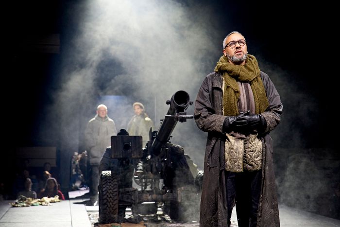 Photos: Jonathan Bailey and More in RICHARD II — photo 3 of 22