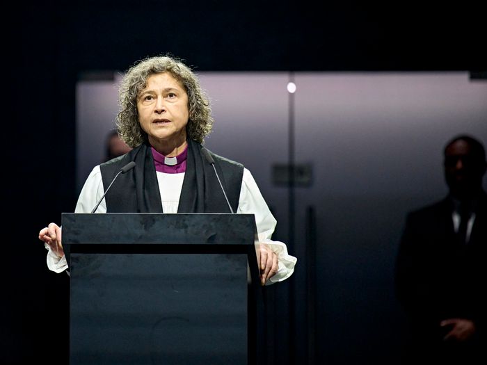 Photos: Jonathan Bailey and More in RICHARD II — photo 1 of 22