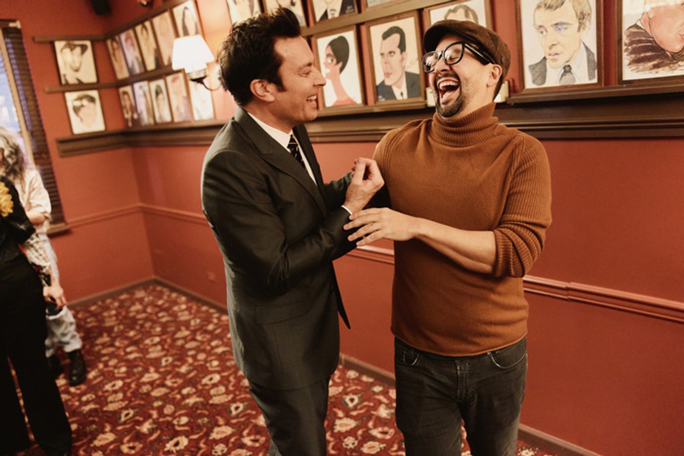 Photos & Video: Jimmy Fallon Receives Sardi's Portrait  Image