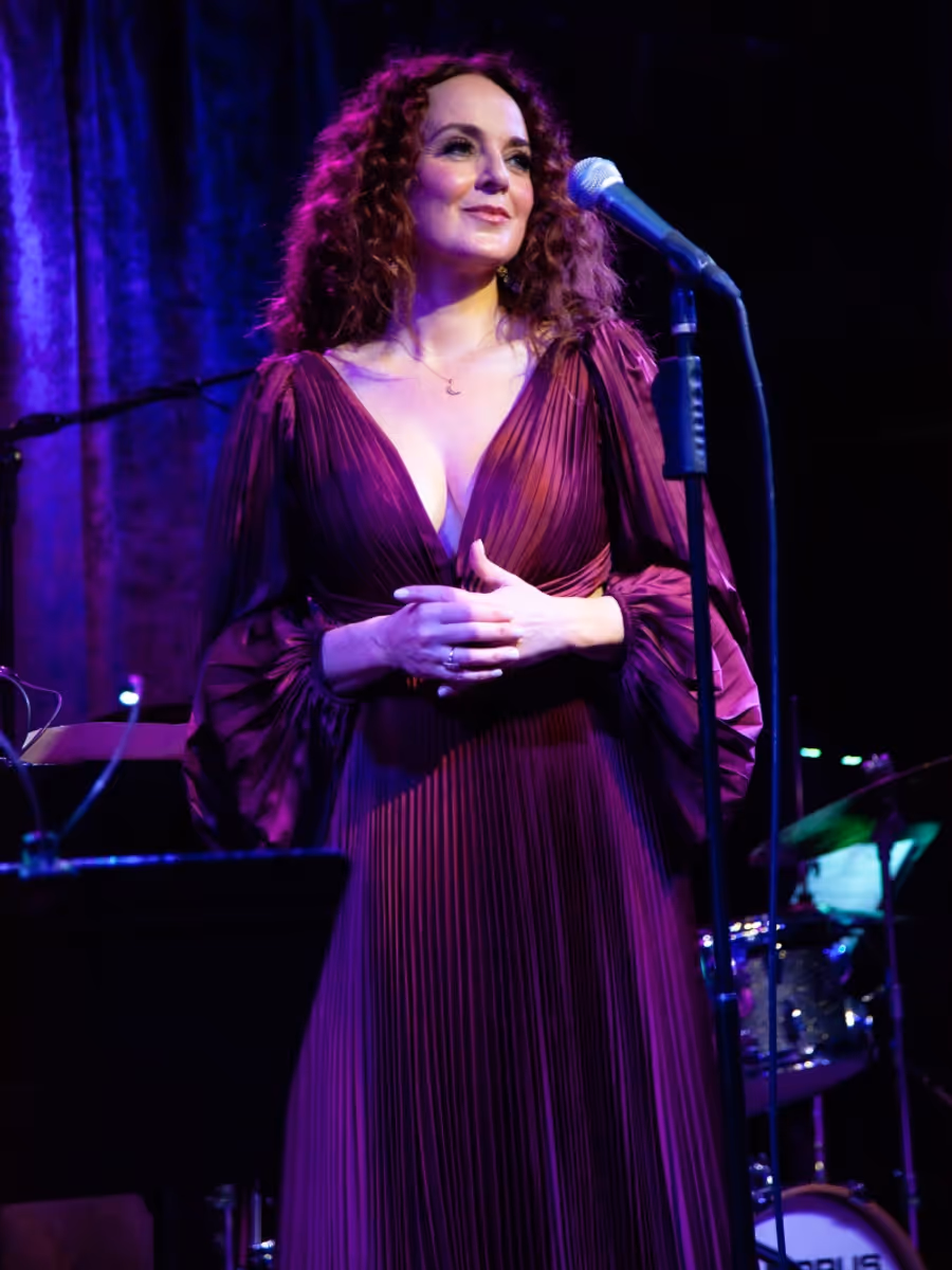 Review: Melissa Errico A Valentine Fantasy In I CAN DREAM, CAN'T I? at Birdland Theater Image