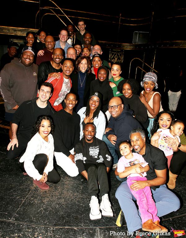 Kamala Harris and The Cast of ‘A Wonderful World: The Louis Armstrong Musical’ Photo