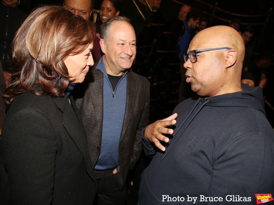 Photos: Kamala Harris Visits A WONDERFUL WORLD on Broadway  Image