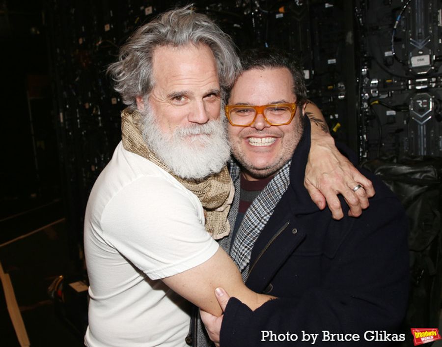Photos: Josh Gad, Kristen Bell & More Visit Idina Menzel at REDWOOD for a FROZEN Reunion Image