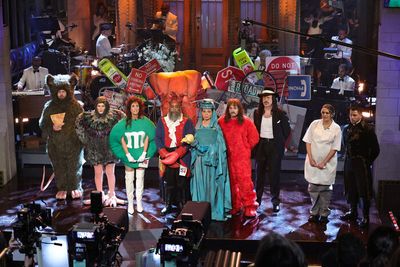 Taran Killam, Ana Gasteyer, Kristen Wiig, Kenan Thompson, Maya Rudolph, Will Forte, J Photo
