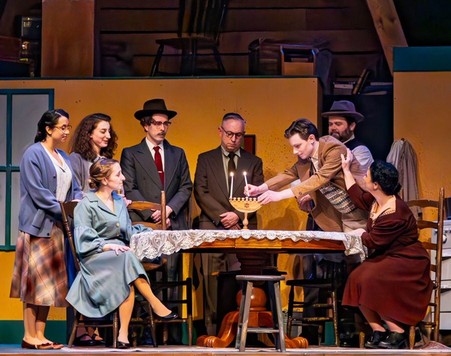 Photos: THE DIARY OF ANNE FRANK At Algonquin Arts Theatre Image