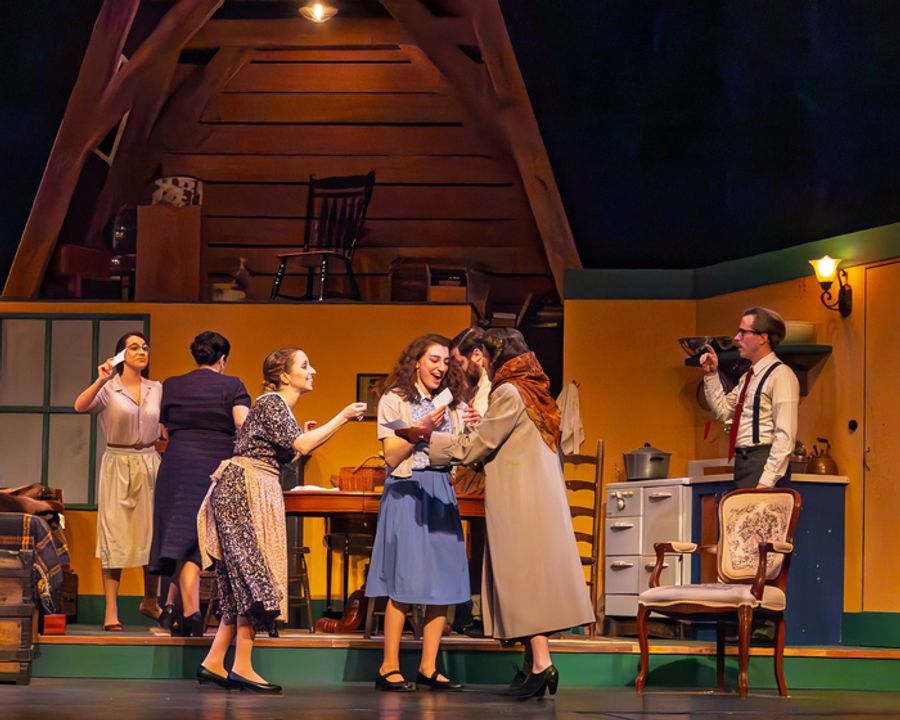 Photos: THE DIARY OF ANNE FRANK At Algonquin Arts Theatre Image
