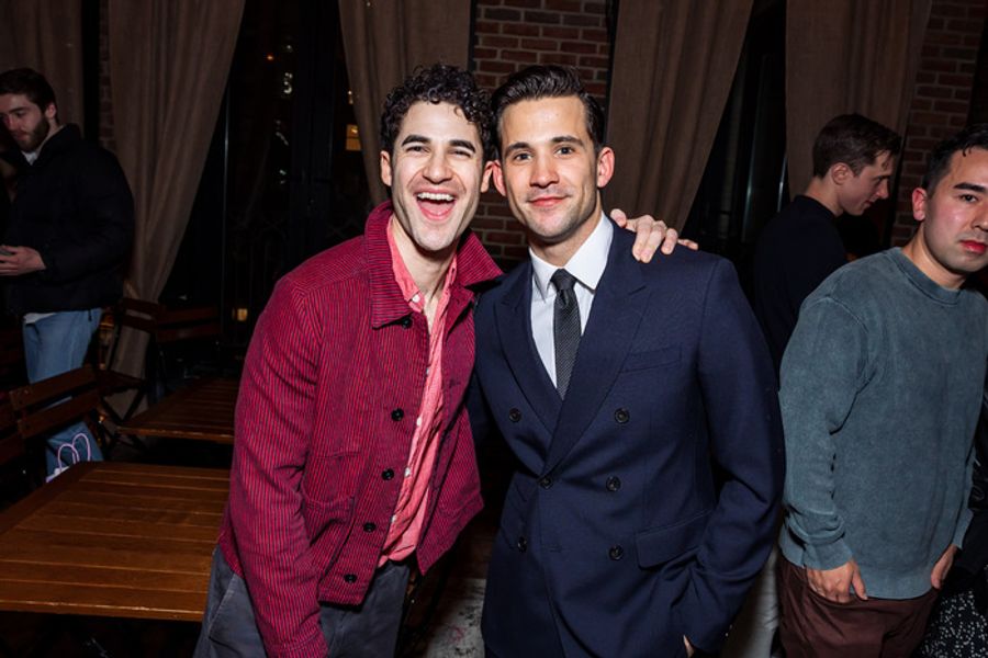 Photos: Darren Criss, Sara Bareilles & More Attend MAYBE HAPPY VALENTINE'S With Dez Duron Image