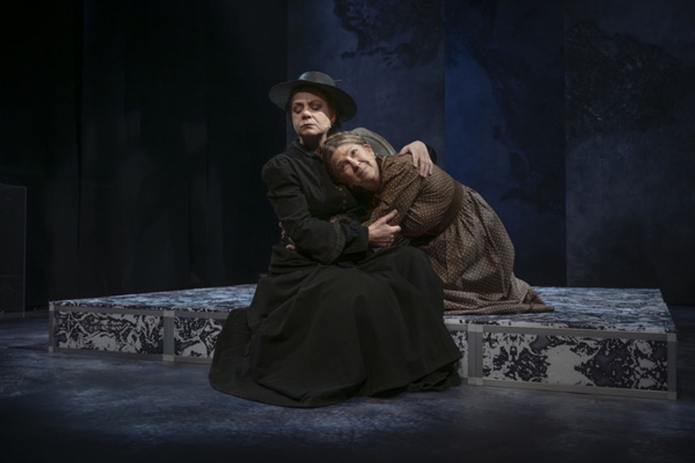 Photos: LOS SOLES TRUNCOS At Repertorio Español Photos: LOS SOLES TRUNCOS At Repertorio Español Image