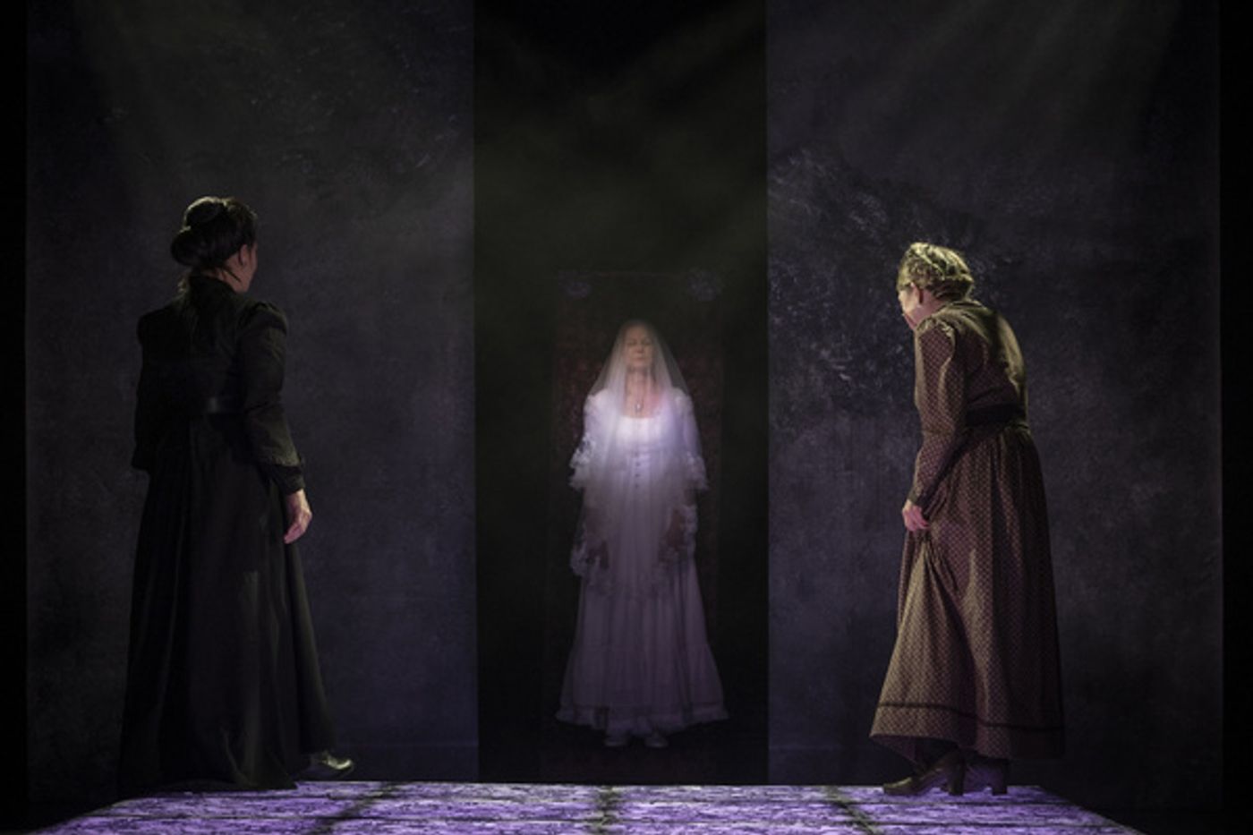 Photos: LOS SOLES TRUNCOS At Repertorio Español Photos: LOS SOLES TRUNCOS At Repertorio Español Image