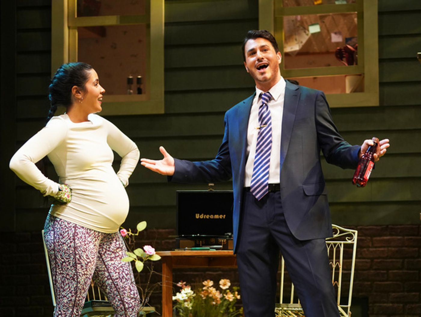 Photos: Westport Country Playhouse Presents NATIVE GARDENS  Image