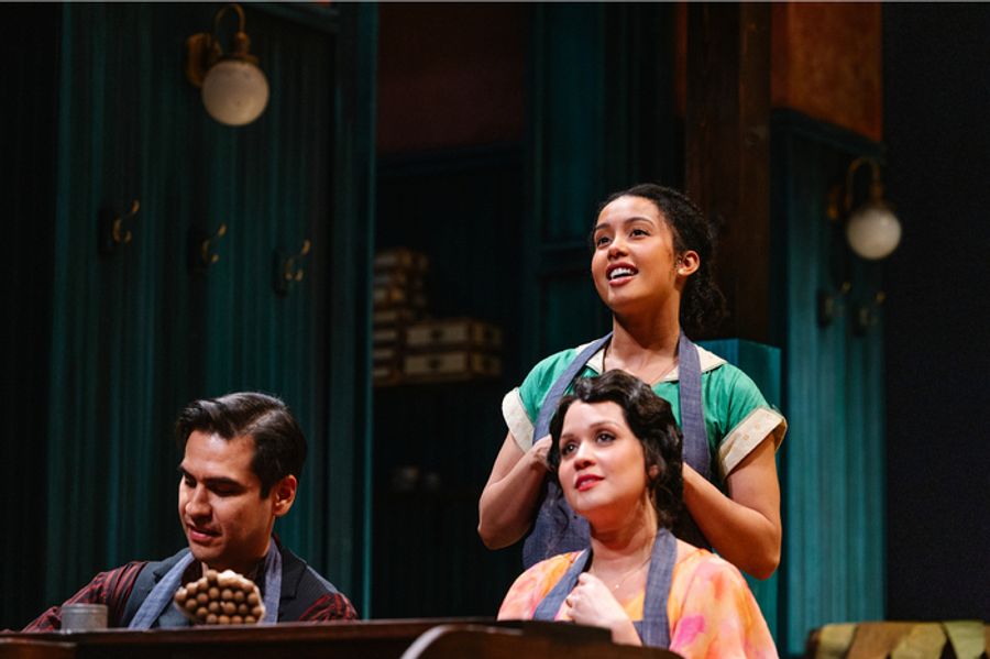 Photos: ANNA OF THE TROPICS At Asolo Repertory Theatre Image