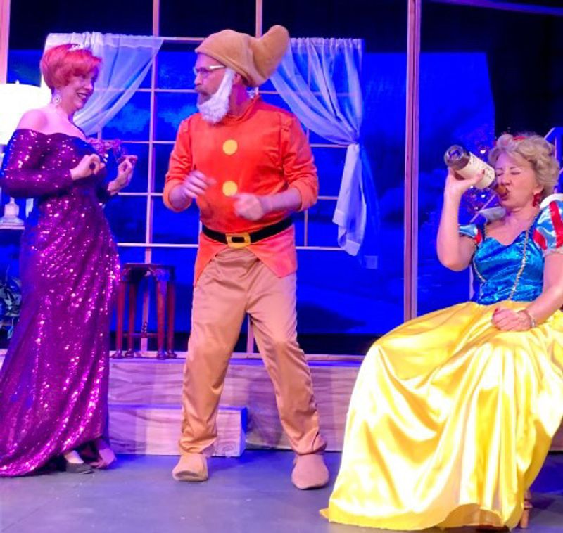 Review: VANYA AND SONIA AND MASHA AND SPIKE at Revolution Stage Company Image