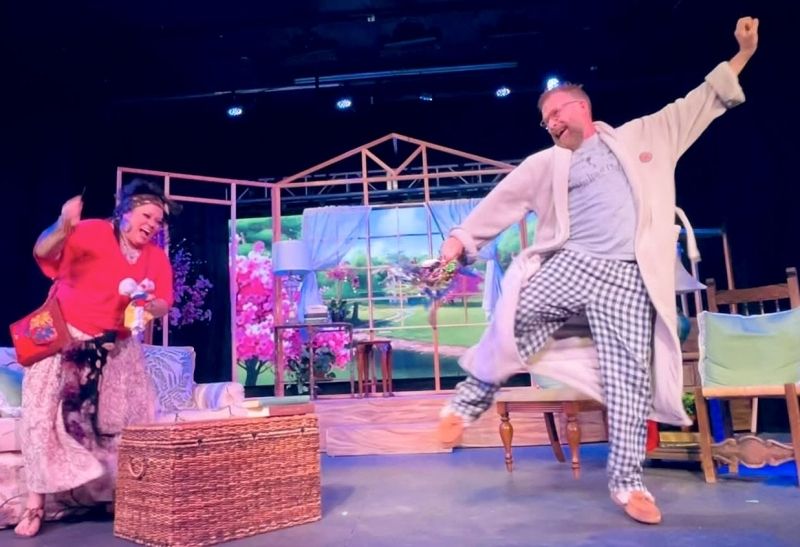 Review: VANYA AND SONIA AND MASHA AND SPIKE at Revolution Stage Company Review: VANYA AND SONIA AND MASHA AND SPIKE at Revolution Stage Company Image