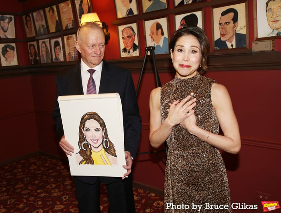 Photos: CHICAGO's Bianca Marroquín Receives Sardi's Caricature Image