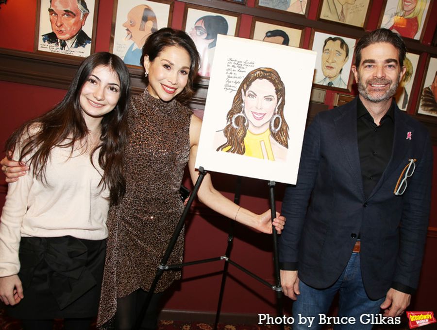 Photos: CHICAGO's Bianca Marroquín Receives Sardi's Caricature Image