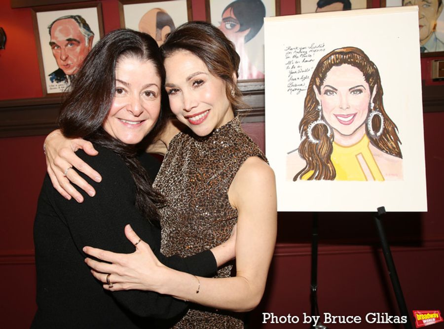 Photos: CHICAGO's Bianca Marroquín Receives Sardi's Caricature Image