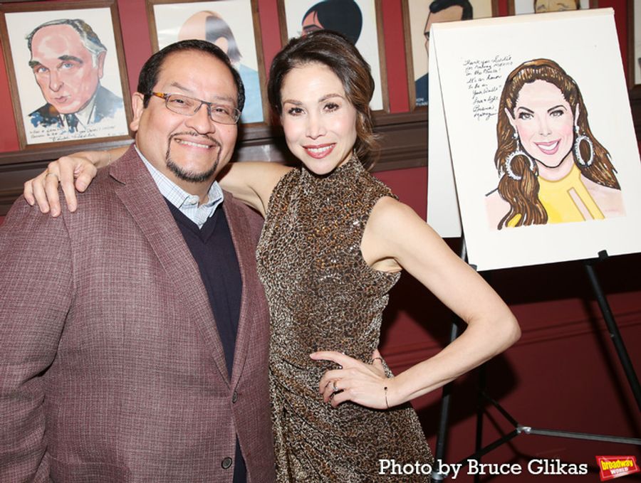 Photos: CHICAGO's Bianca Marroquín Receives Sardi's Caricature Image