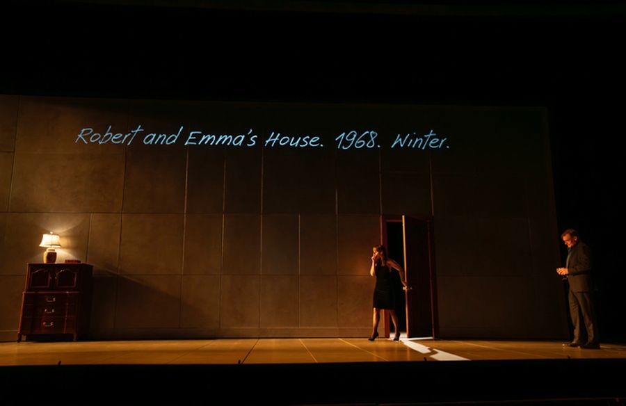 Photos: Helen Hunt & Robert Sean Leonard in BETRAYAL Revival at the Goodman Theatre  Image