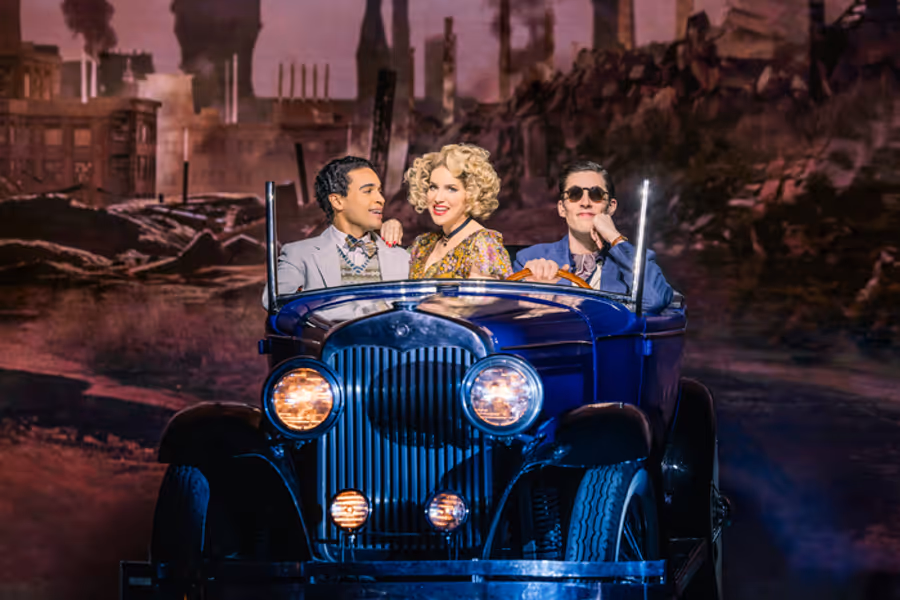 Photos: Ryan McCartan and Sarah Hyland in THE GREAT GATSBY on Broadway Image