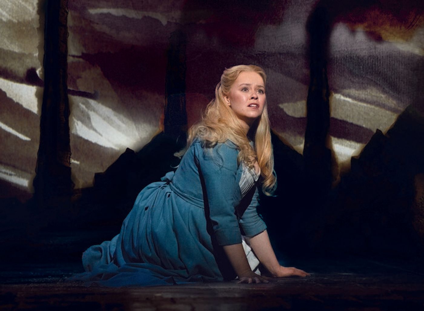 Photos: LES MISERABLES Extends in London; New Photos  Image
