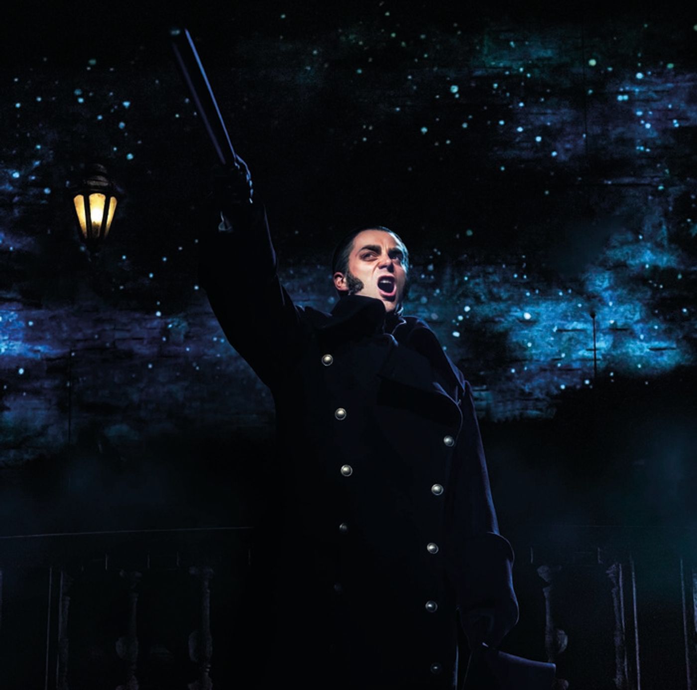 Photos: LES MISERABLES Extends in London; New Photos  Image