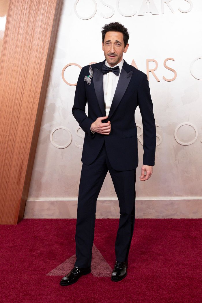 Photos: WICKED Stars, Rachel Zegler, & More on the Oscars Red Carpet — photo 18 of 28