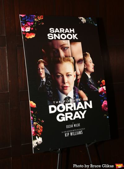 Signage for "The Portrait of Dorian Gray" Photo