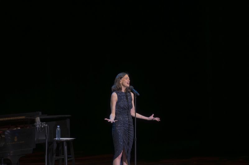Review: Tony Award Winner Sutton Foster Returns to the OC at Irvine Barclay Image