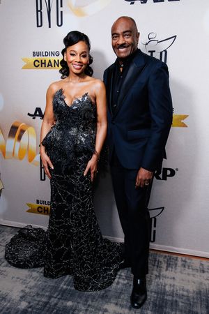 Anika Noni Rose, Reggie van Lee Photo