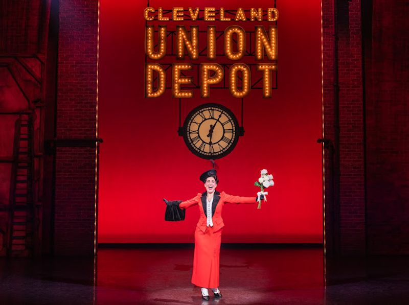 Review: FUNNY GIRL at Texas Performing Arts Center Image