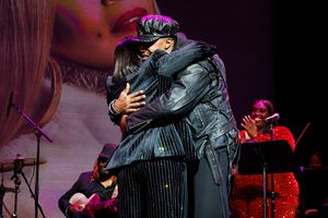 Faith Evans, Avery Wilson Photo