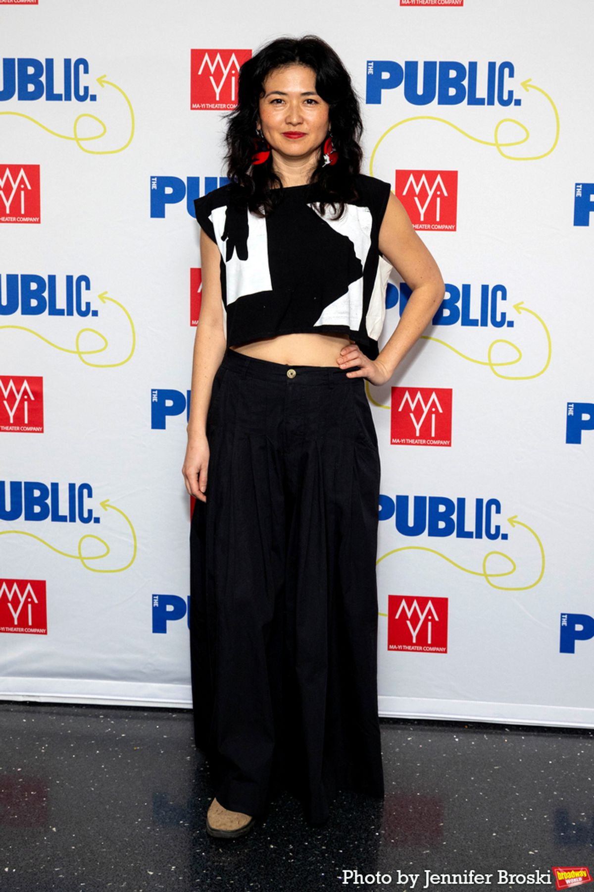 Lisa Sanaye Dring at 