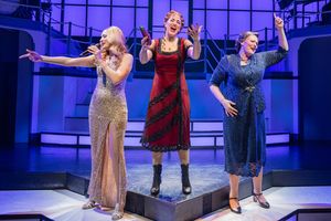 Dee Roscioli, Cassadee Pope and Lisa Howard Photo