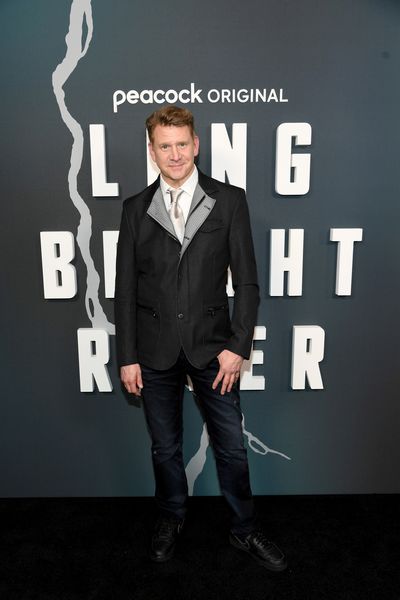 Dash Mihok Photo