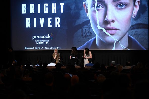 Amanda Seyfried, Nikki Toscano, Liz Moore Photo